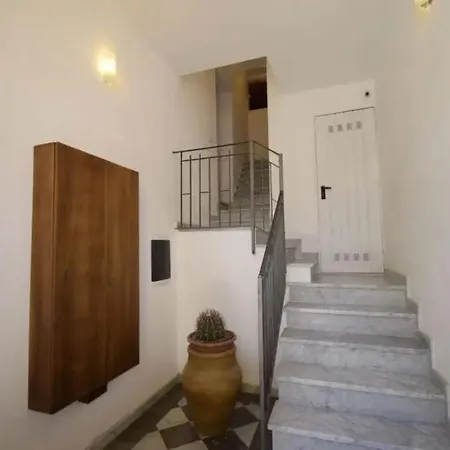 Vecchio Cortile Holidays Апартаменты Палермо